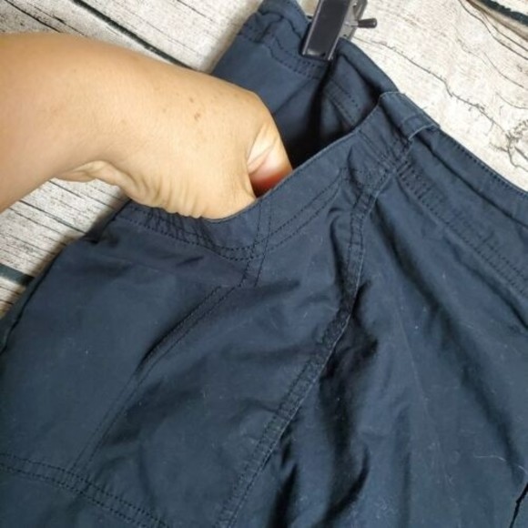 Lane Bryant Sz 24 Black Khaki Shorts 2 Button Closure High Rise Pockets Casual - Picture 2 of 5